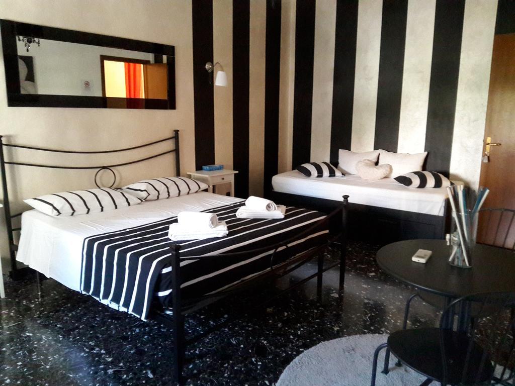 Domus Mea (Adults Only) Hotel Verona Exterior photo